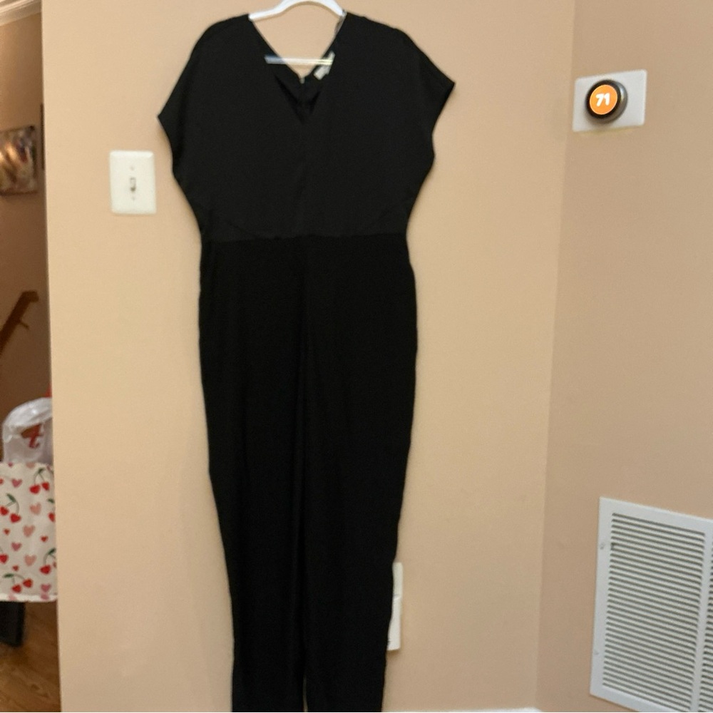 H by Halston Black Noire V-Neck (Front/Back) Jumpsuit (NWT) - Large